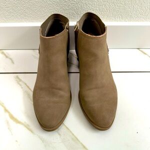 Simply Vera Vera Wang Women's Ankle Boots - Size 7.5